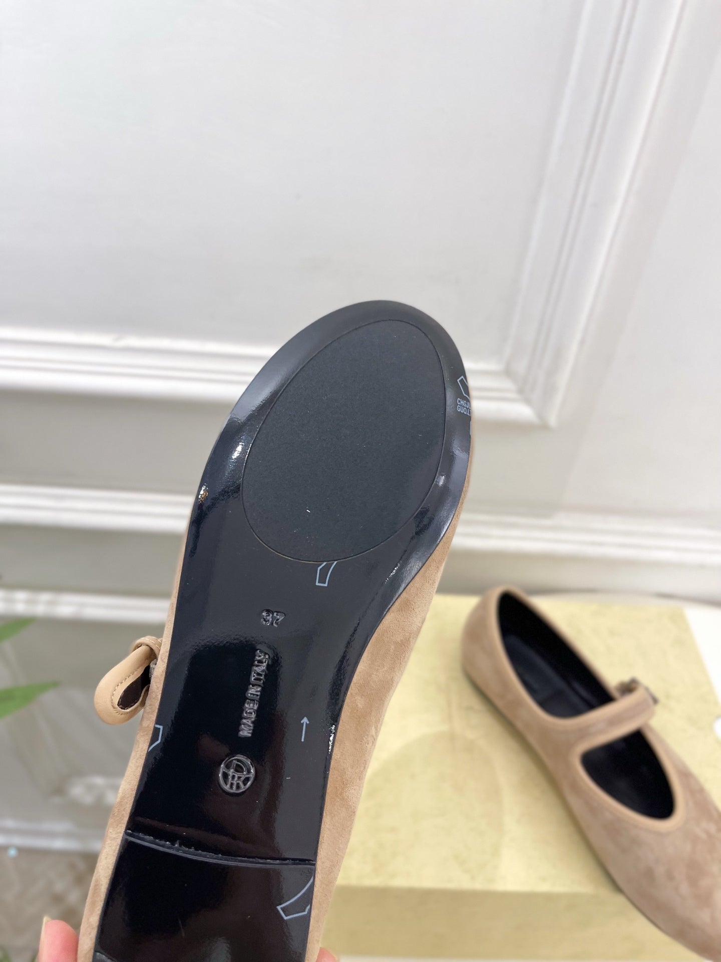 THE ROW 26S ROUND TOE MARY JANE FLATS IN LIGHT BROWN SUEDE