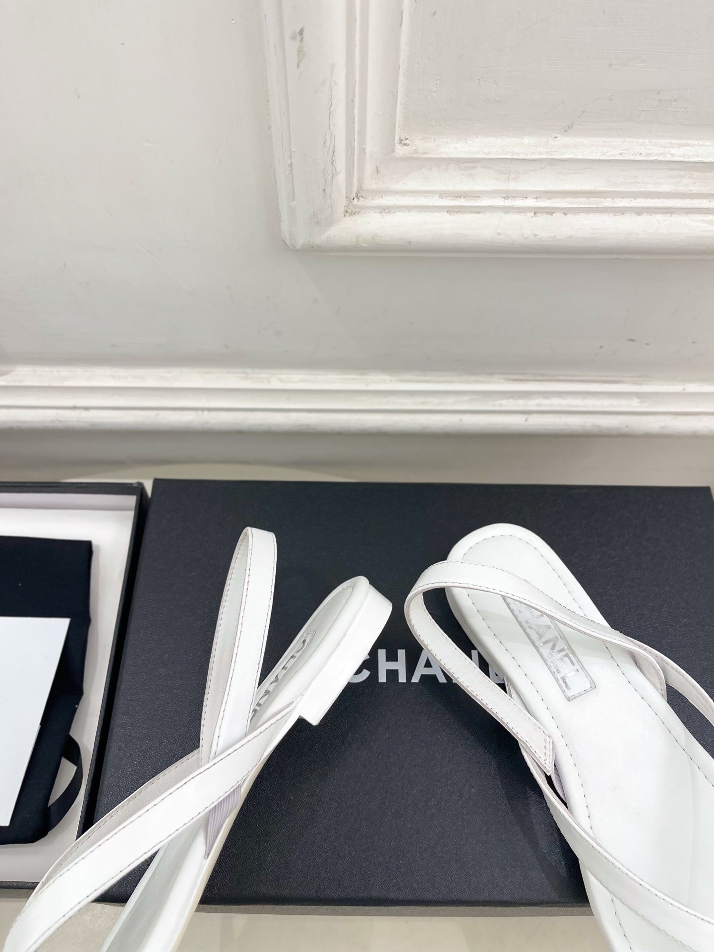 CHANEL 26S THONG SLINGBACK SANDALS IN WHITE LAMBSKIN