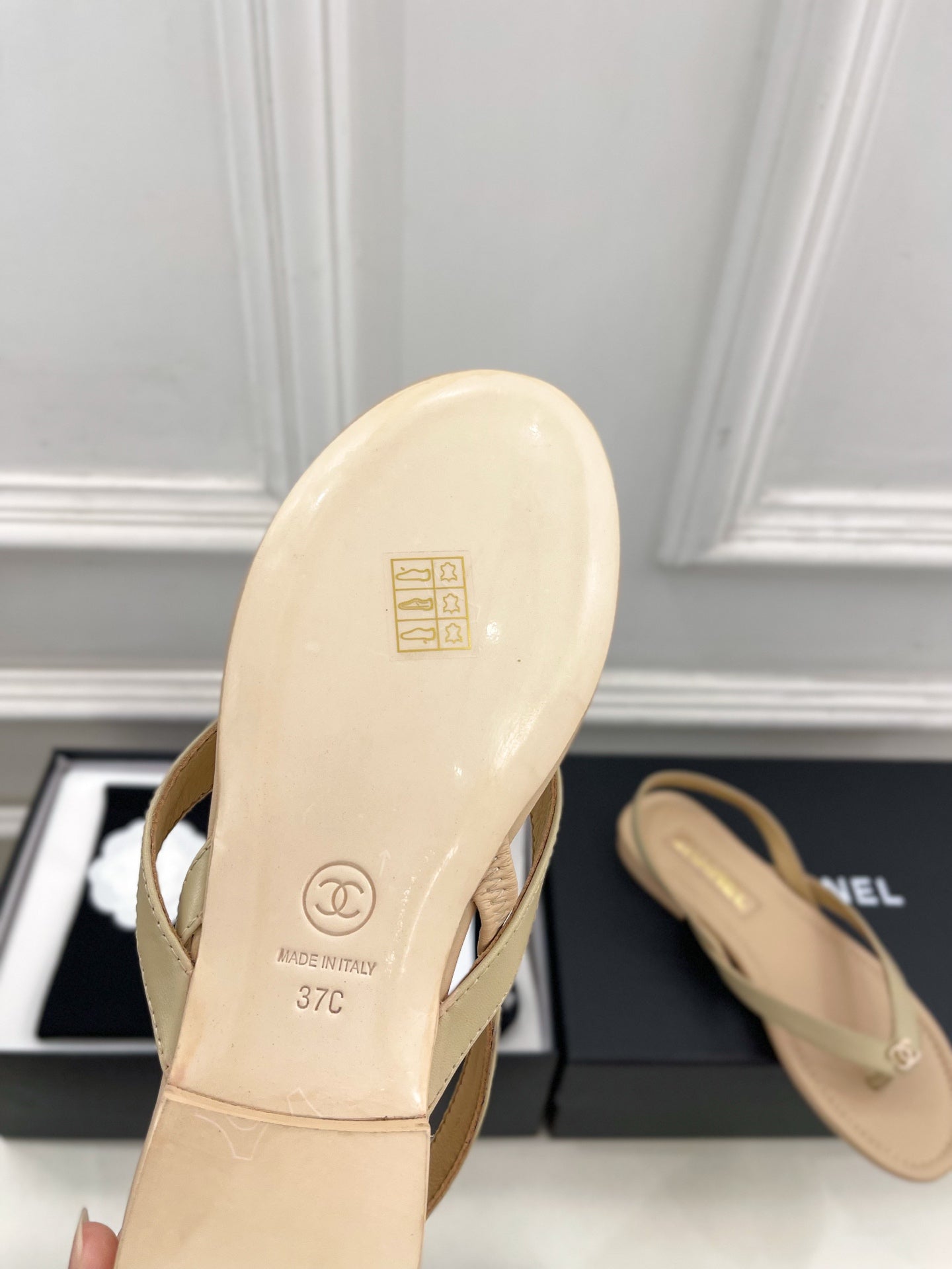 CHANEL 26S THONG SLINGBACK SANDALS IN BEIGE LAMBSKIN