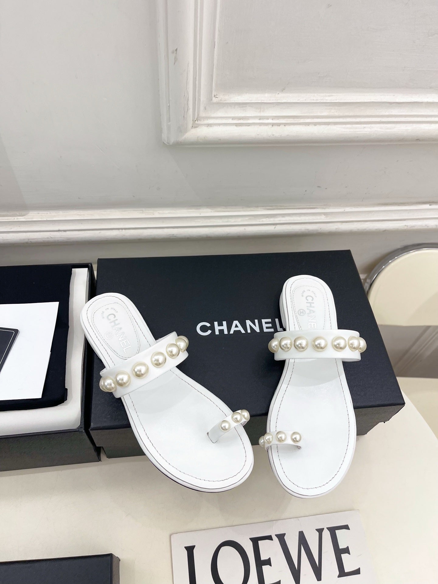CHANEL 26S THONG SANDALS IN WHITE LAMBSKIN WITH PEARL EMBELLISHMENTS