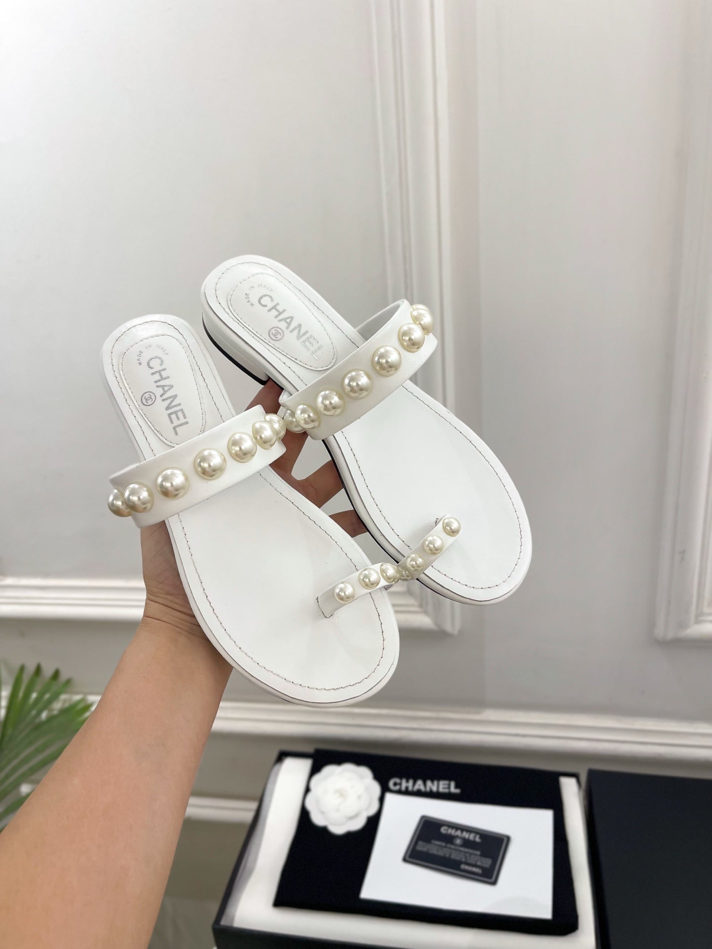 CHANEL 26S THONG SANDALS IN WHITE LAMBSKIN WITH PEARL EMBELLISHMENTS