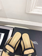 CHANEL 26S MULES IN BEIGE LAMBSKIN AND BLACK FABRIC