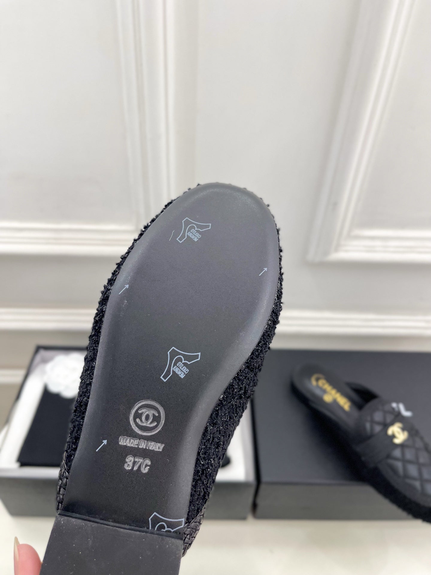 CHANEL 26S MULES IN BLACK LAMBSKIN AND TWEED