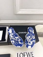 CHANEL 26S THONG SANDALS IN BLUE AND WHITE FLORAL PRINT FABRIC