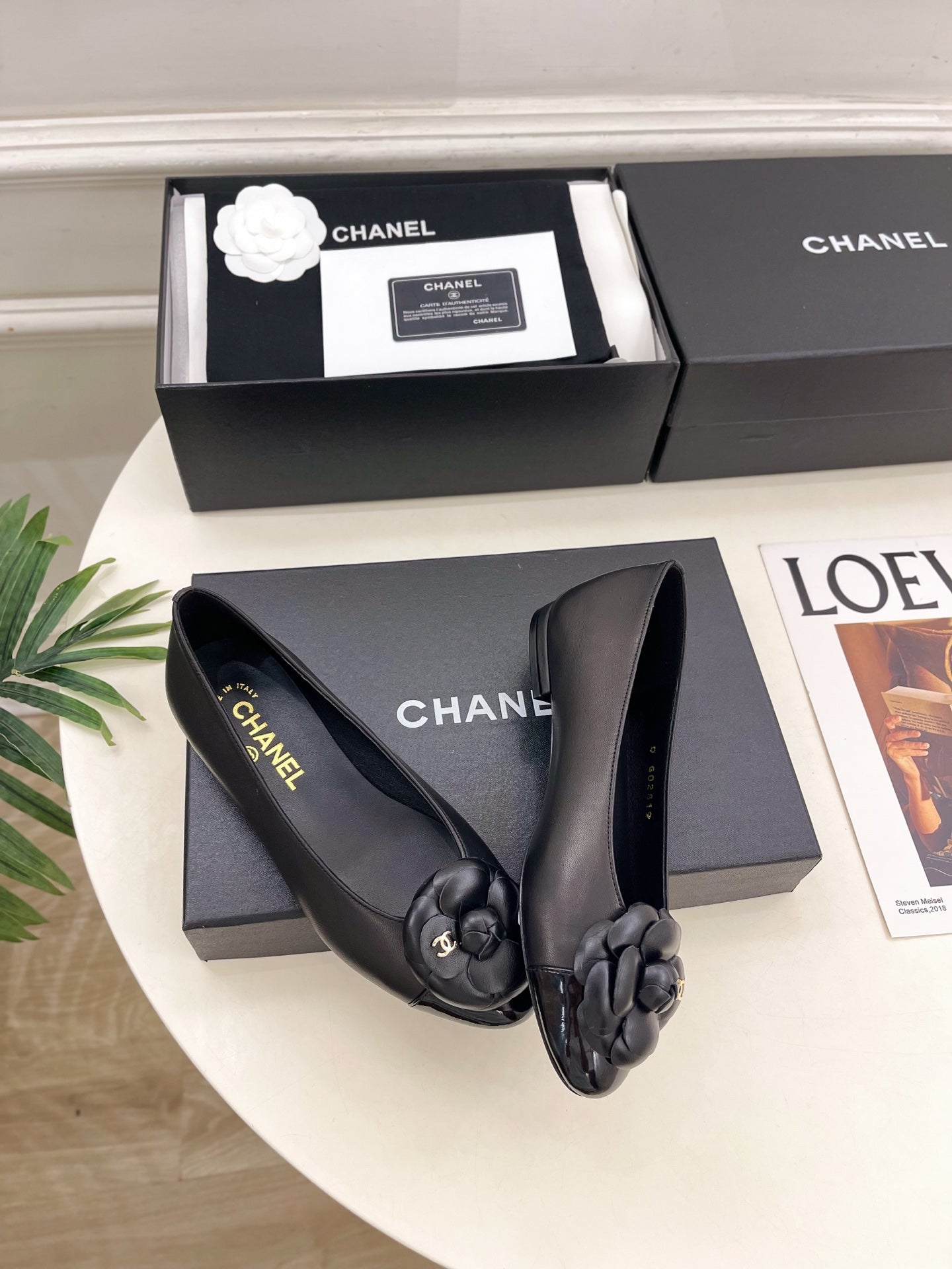 CHANEL 26S BALLET FLATS IN BLACK LAMBSKIN WITH FLOWER EMBELLISHMENT