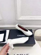 CHANEL 26S SQUARE TOE PUMPS 50 MM IN WHITE LAMBSKIN WITH BLACK TOE CAP