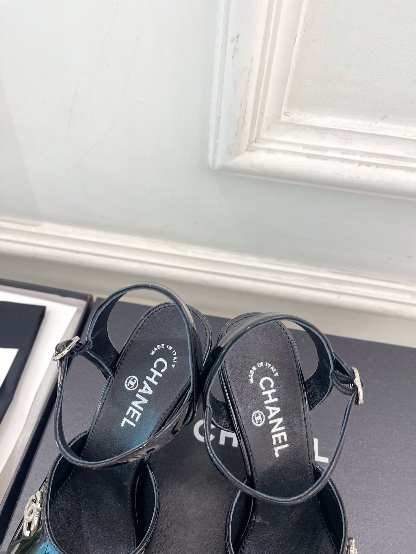 CHANEL 26S HIGH HEEL SLINGBACK SANDALS 90 MM IN BLACK PATENT