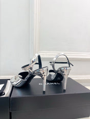 CHANEL 26S HIGH HEEL SLINGBACK SANDALS 90 MM IN SILVER LAMBSKIN WITH CC LOGO