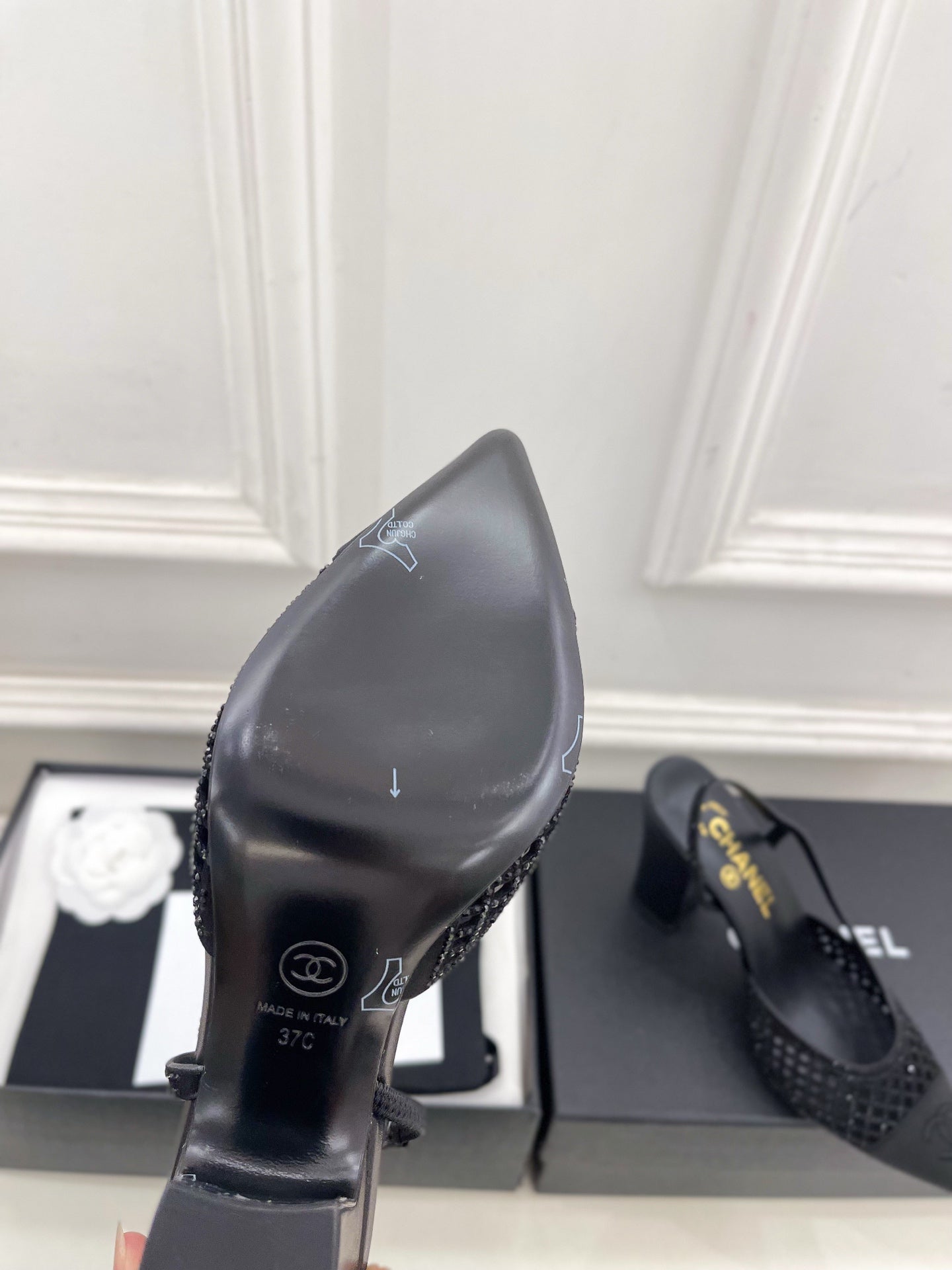 CHANEL 26S POINTED TOE HIGH HEEL SLINGBACK PUMPS 90 MM IN BLACK MESH