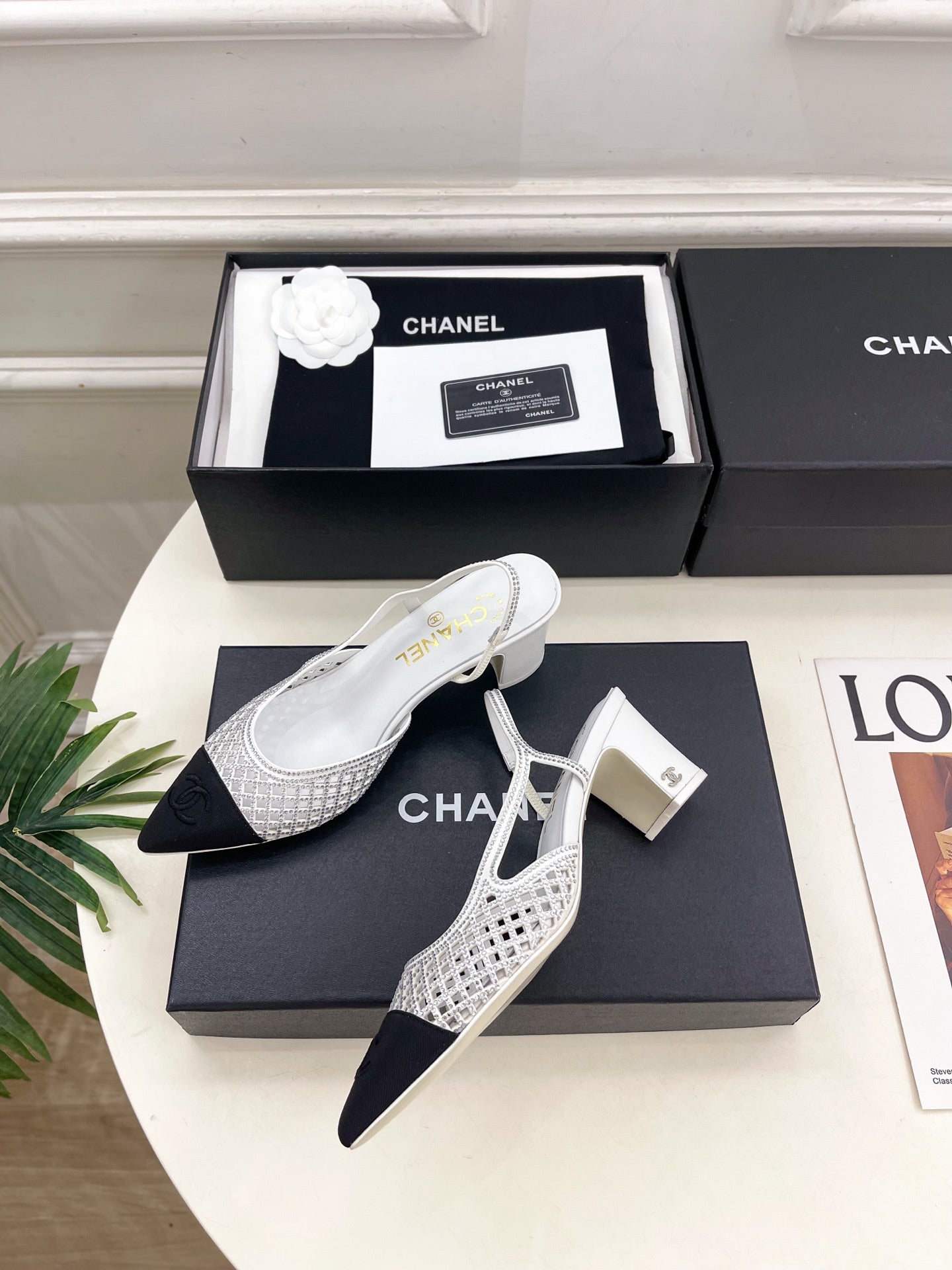 CHANEL 26S POINTED TOE HIGH HEEL SLINGBACK PUMPS 60MM IN WHITE MESH WITH BLACK TOE CAP