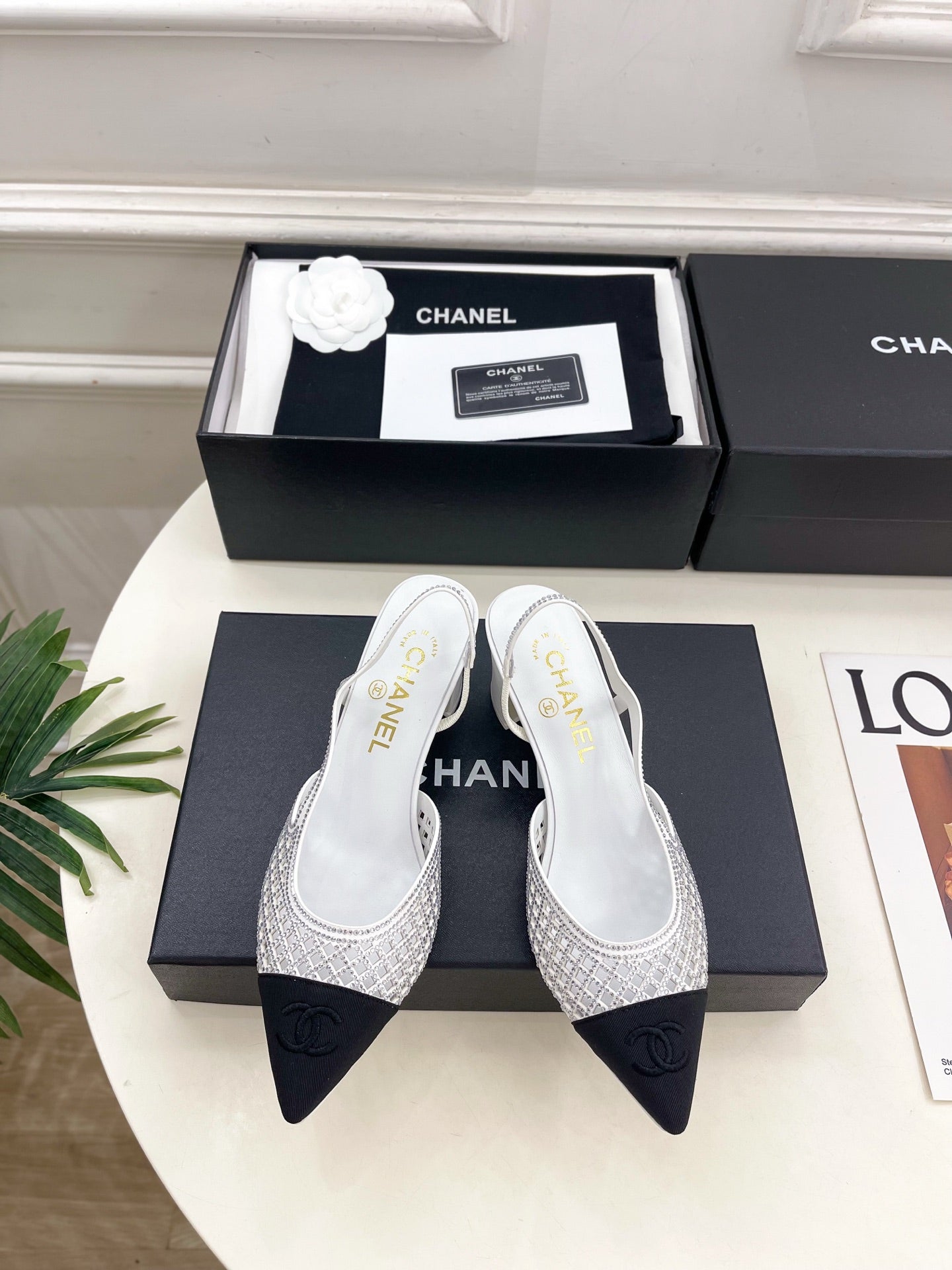 CHANEL 26S POINTED TOE HIGH HEEL SLINGBACK PUMPS 60MM IN WHITE MESH WITH BLACK TOE CAP