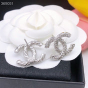 STUD EARRINGS MINI DOUBLE C TWISTED IN SILVER DIAMOND