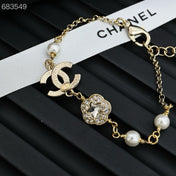 CC BRACELET 25P IN GOLD METAL PEARLY WHITE AND CRYSTAL