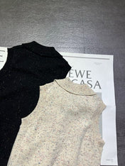 CHANEL 25S SLEEVELESS KNIT VEST 372