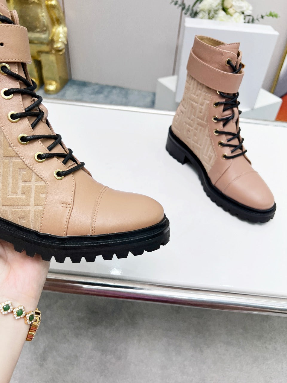 BALMAIN 26S BOOTS IN NUDE BEIGE CALFSKIN AND SUEDE