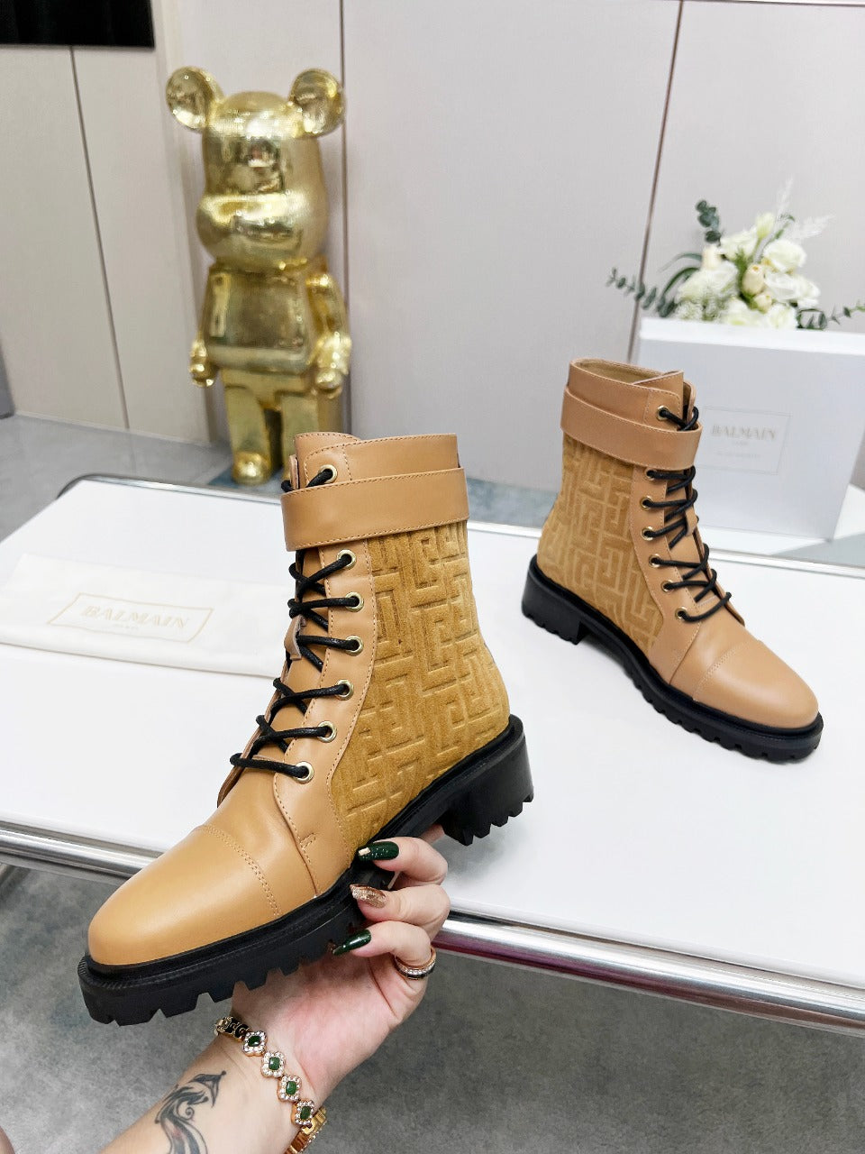 BALMAIN 26S BOOTS IN LIGHT BROWN CALFSKIN AND SUEDE