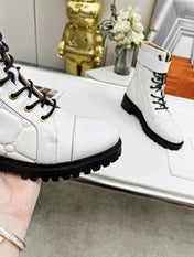 BALMAIN 26S COMBAT BOOTS IN WHITE CALFSKIN