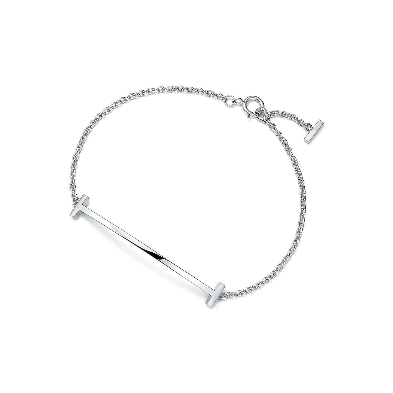 tiffany-tsmile-bracelet-36667311_962010_ED_M_4ca4535f-114b-40b4-92e5-669be778ad9b.jpg
