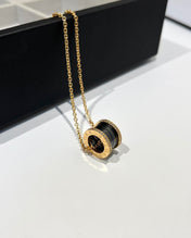 ZERO 1 BLACK CERAMIC DIAMOND PINK GOLD NECKLACE